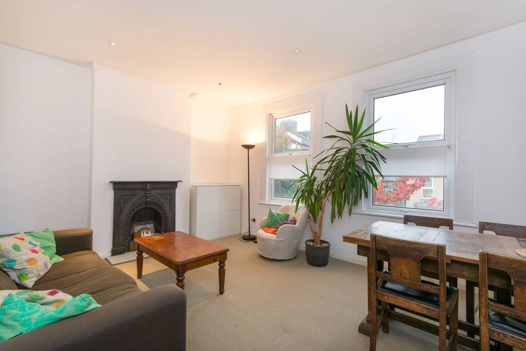 Property photo 2 of 4