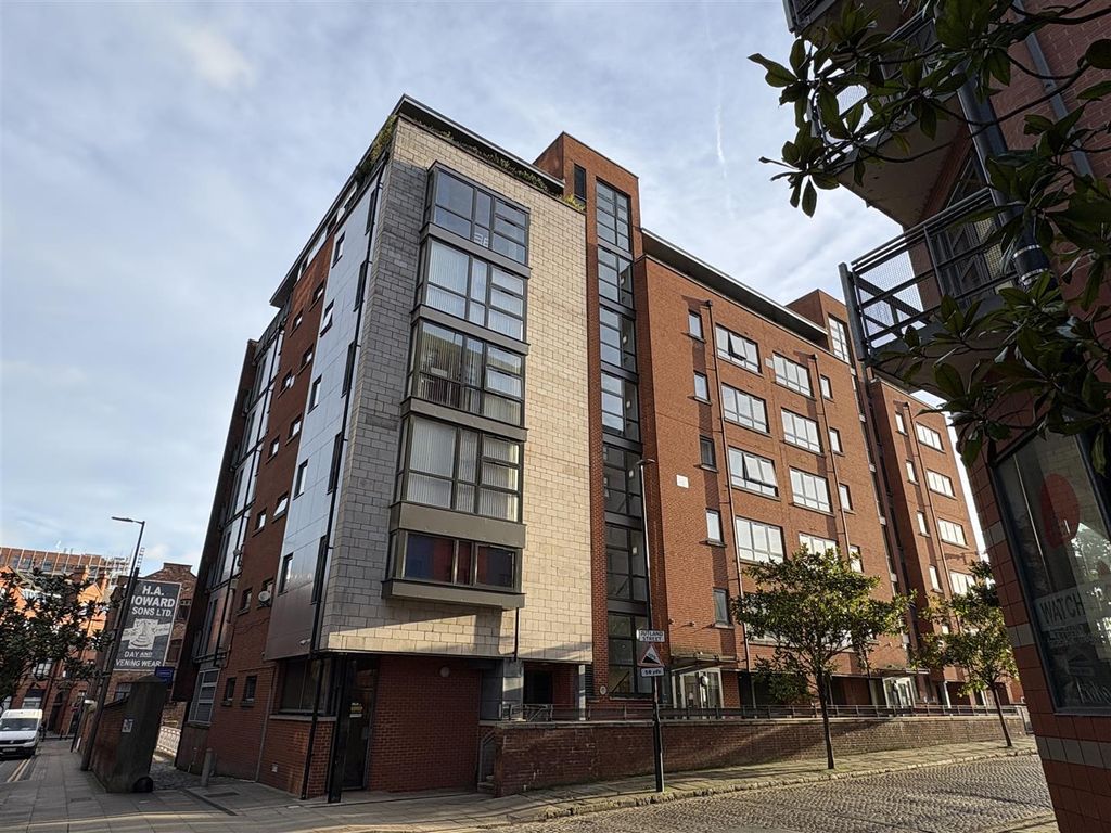 Property photo 3 of 18