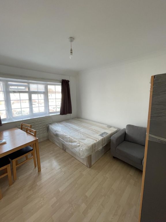 Property photo 3 of 12 Https://Cdn.Rmcloud.Online/Rmc-Temp-Live/Major/5F0Cacf41671057d7B41642Dd68Aa414.Jpg