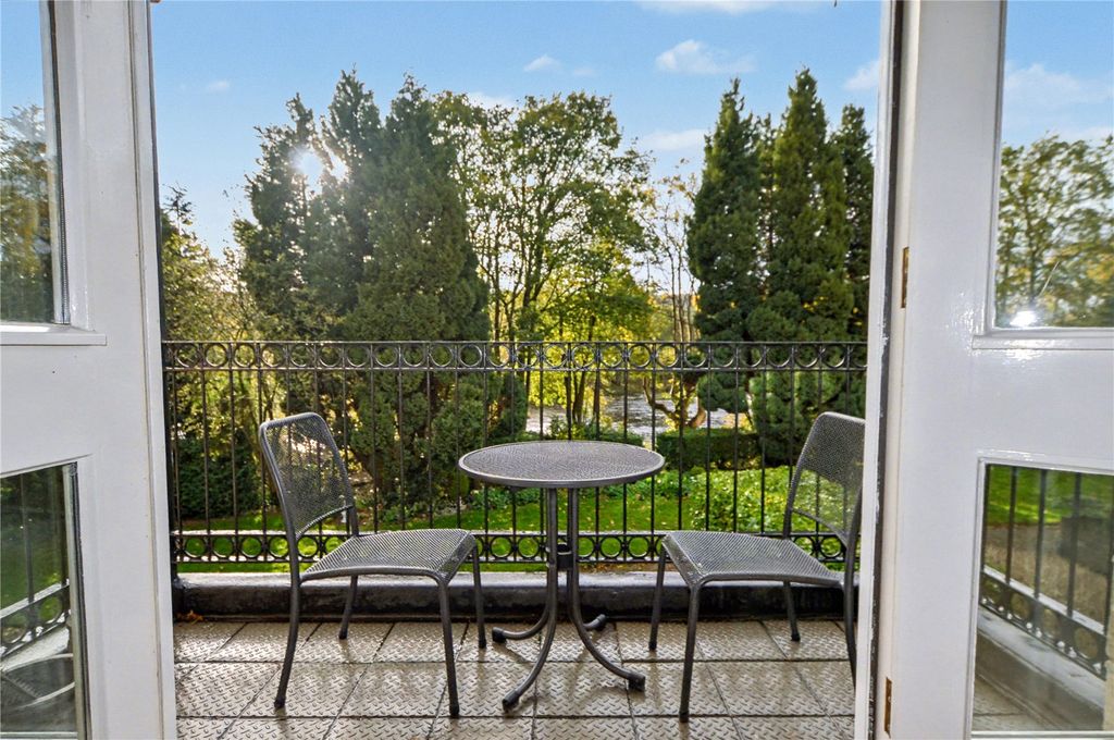 Property photo 1 of 23 Picture No. 22