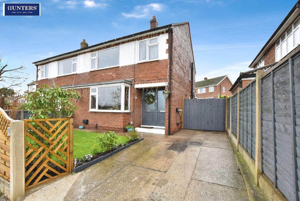 Property photo 1 of 25 Front