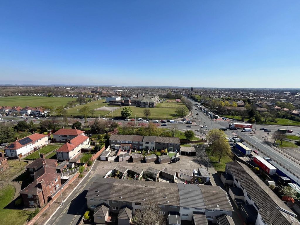 Property photo 1 of 9 Photo 14