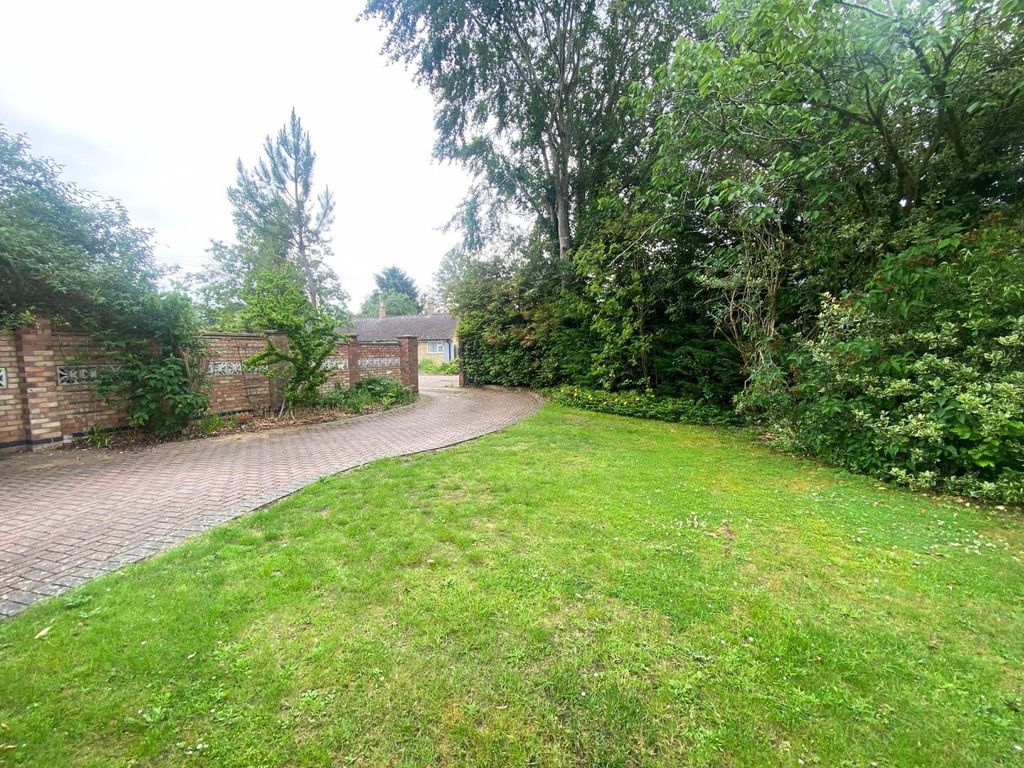 Property photo 3 of 12 4Baf3Ef5-1Fd8-4A52-9A41-d6F50A4E0763.Jpg