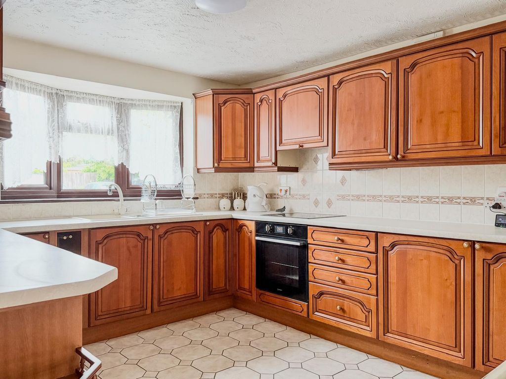 Property photo 2 of 28 Akeman Residential