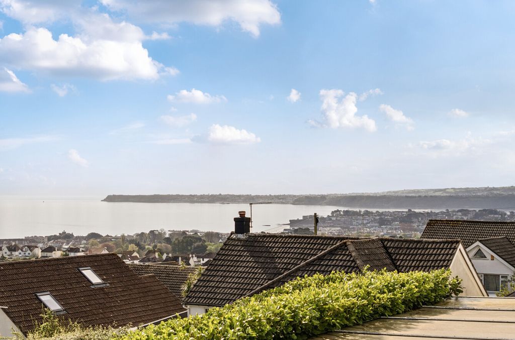 Property photo 3 of 35 3 - 1429894-5-69Dcd9c...