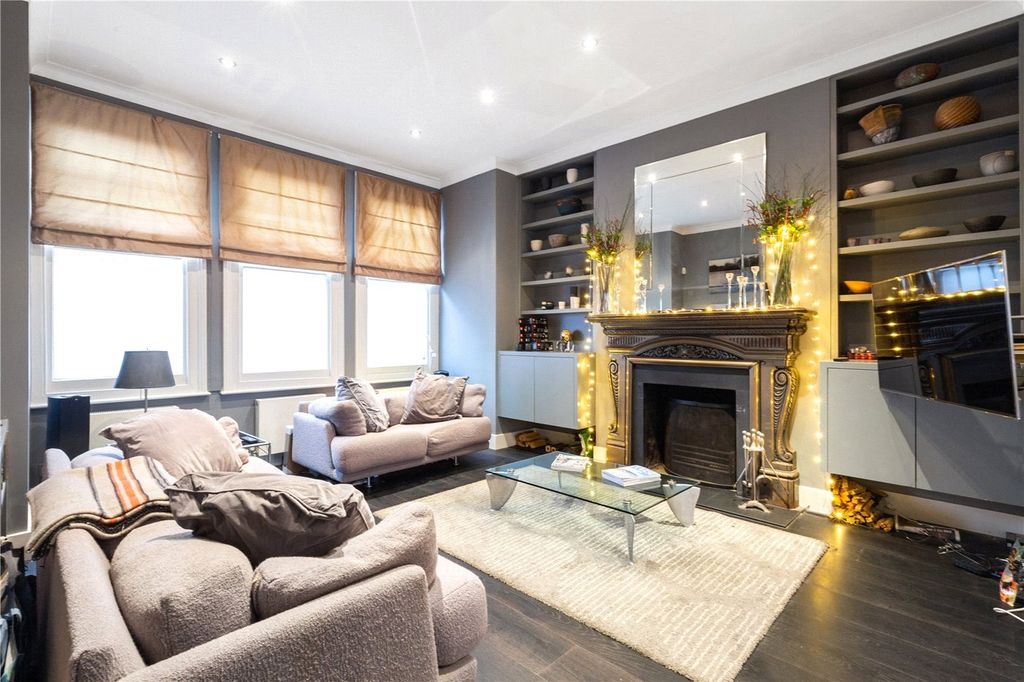 Property photo 2 of 11 Picture No. 01