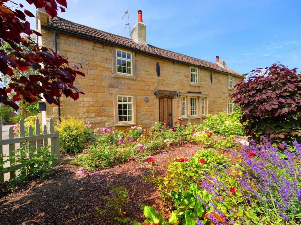 Property photo 3 of 72