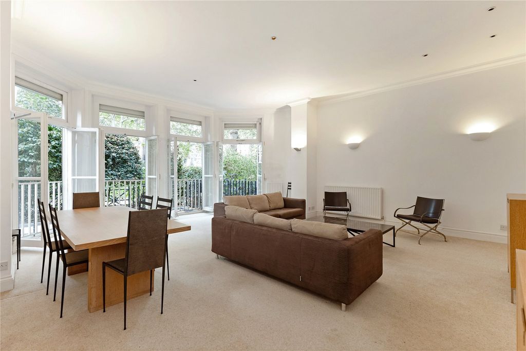 Property photo 2 of 19 Reception Room