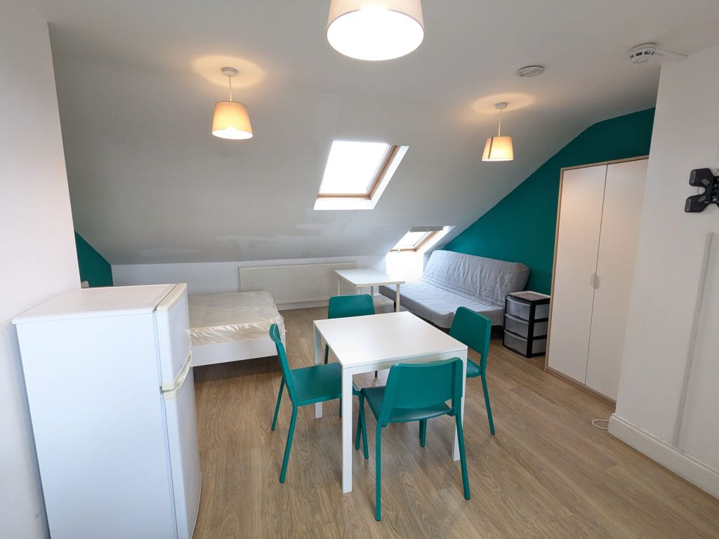 Property photo 2 of 7