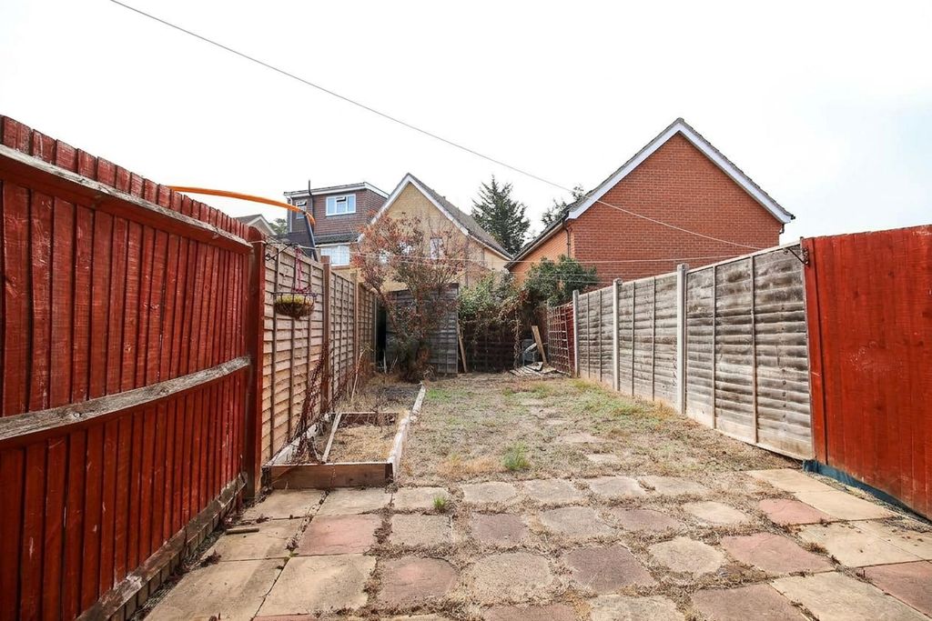 Property photo 3 of 7