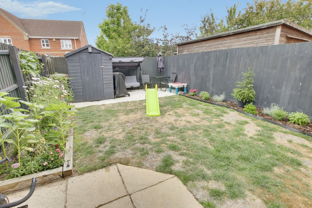 Property photo 2 of 12
