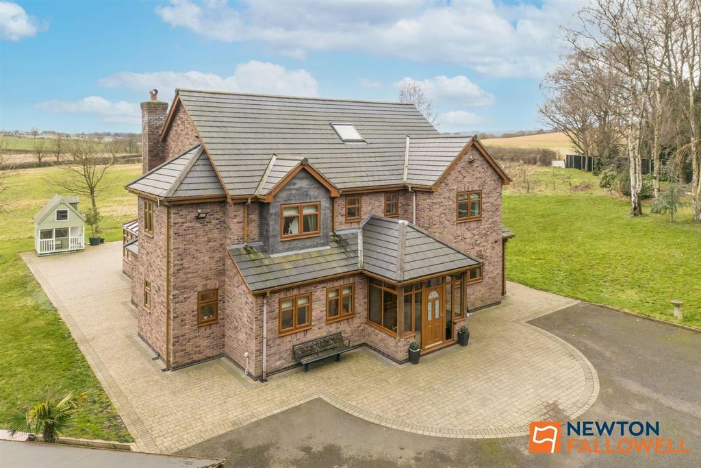 Property photo 1 of 46