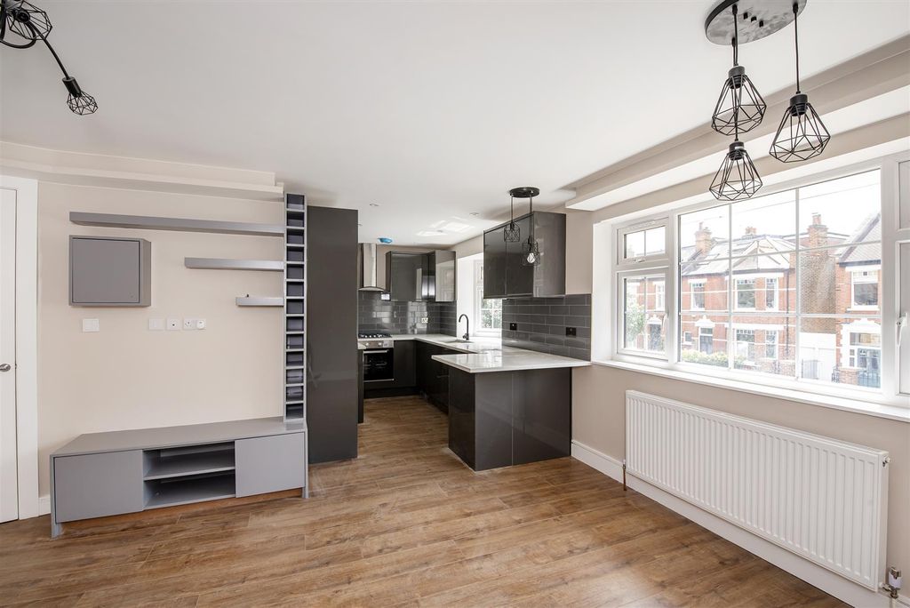 Property photo 3 of 15 Helliwell & Co.