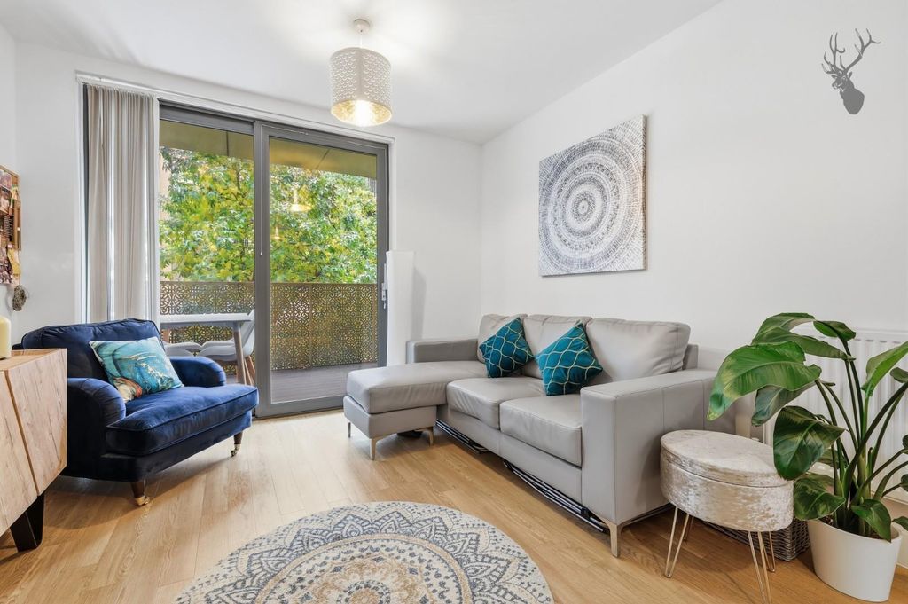 Property photo 3 of 20