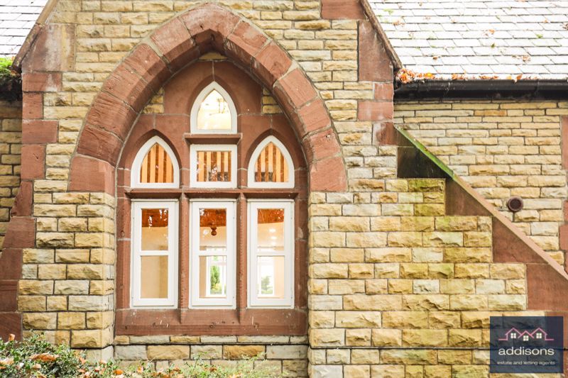 Property photo 3 of 20 Photo 11