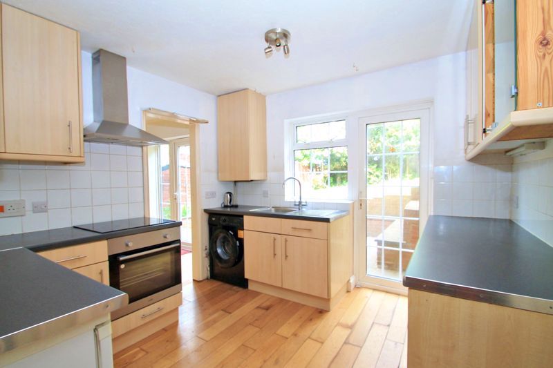 Property photo 3 of 12 Photo 11
