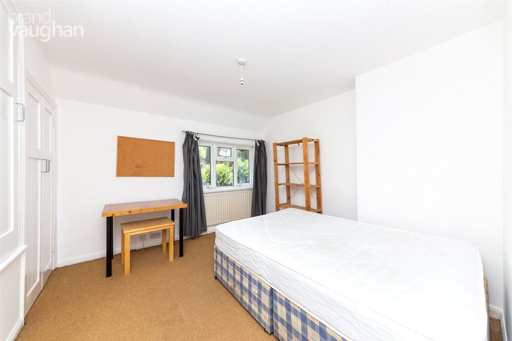 Property photo 3 of 10 Picture No. 15