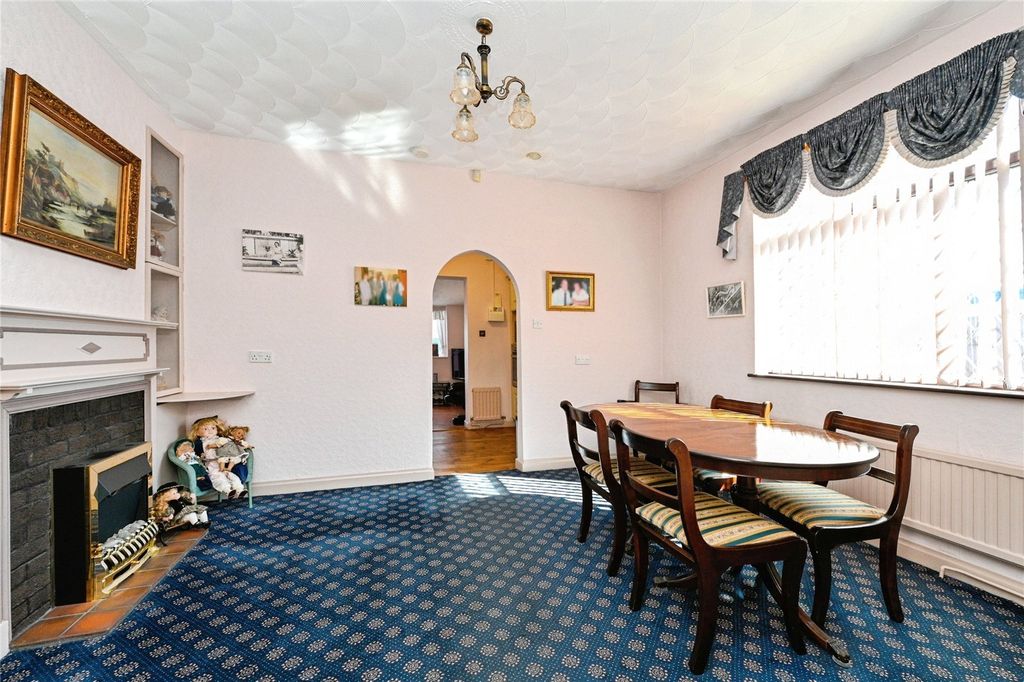 Property photo 3 of 24 Picture No. 07