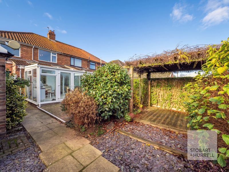 Property photo 3 of 22 Seating Area