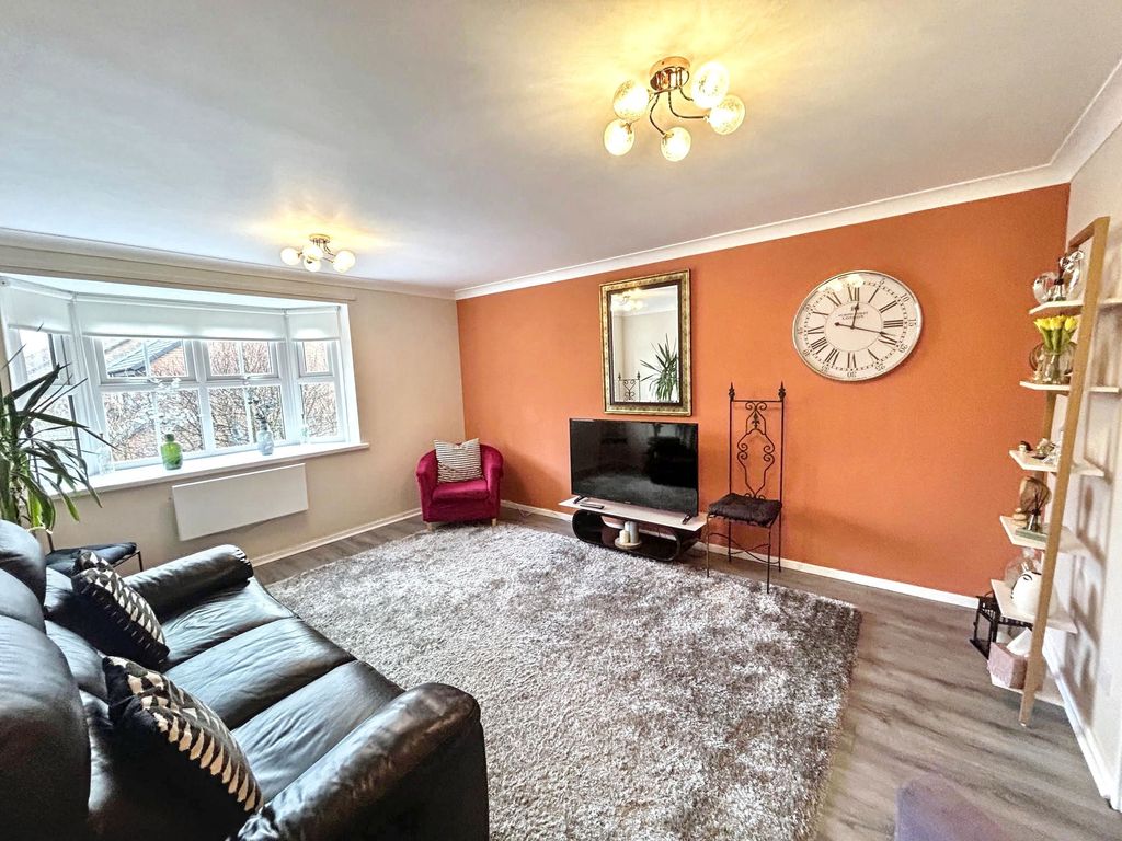 Property photo 2 of 6