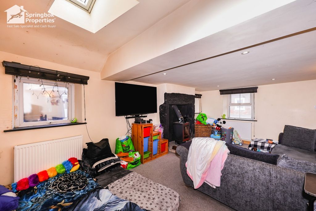 Property photo 3 of 17 Image 3