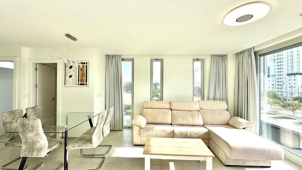 Property photo 1 of 50