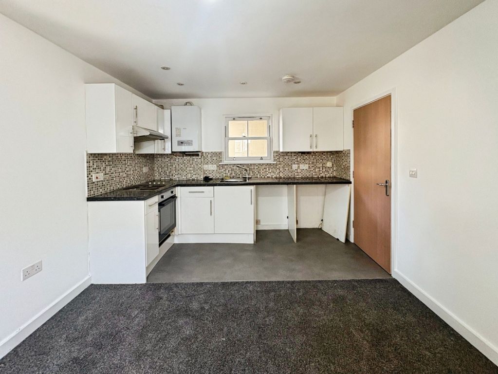 Property photo 2 of 8 5343734