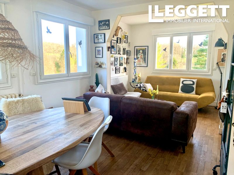 Property photo 2 of 10