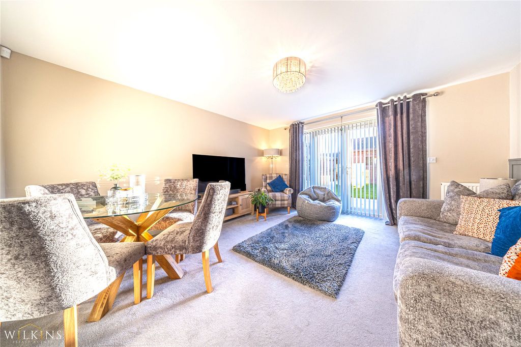 Property photo 3 of 35 Picture No. 06