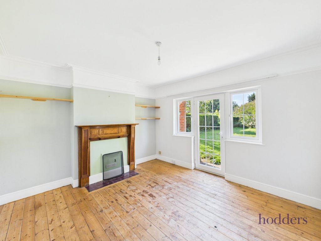 Property photo 3 of 35 Picture No. 38