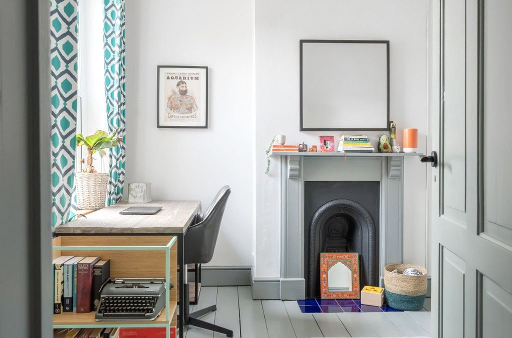 Property photo 3 of 4 Cameo