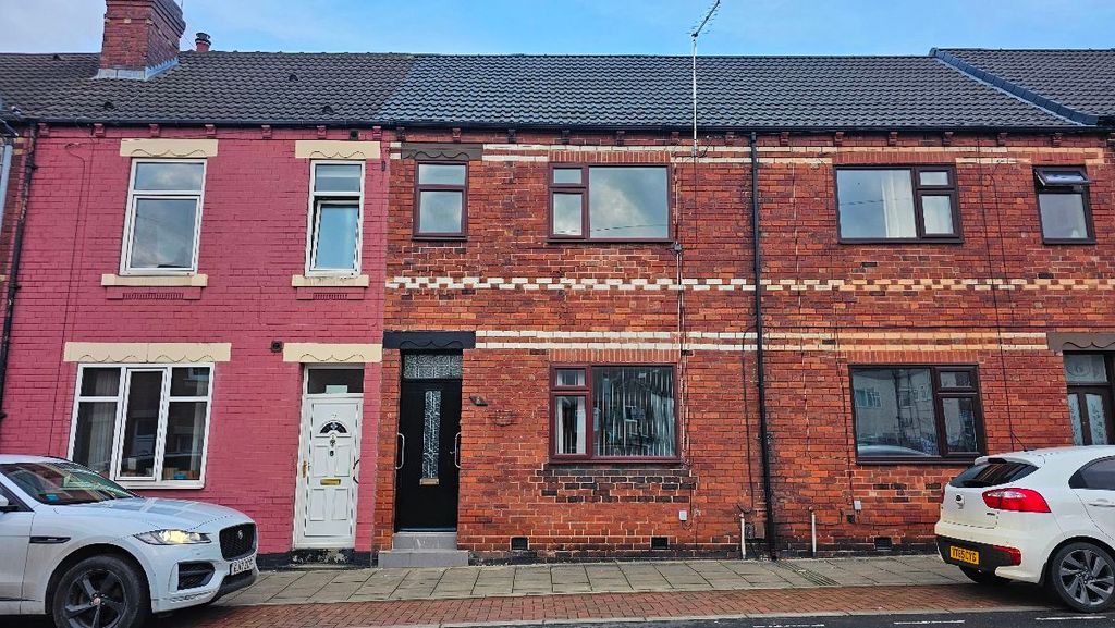 Property photo 1 of 8