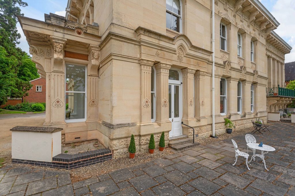 Additional image 24 of 2 bed flat for saleCopps Road Leamington Spa, Warwickshire CV32