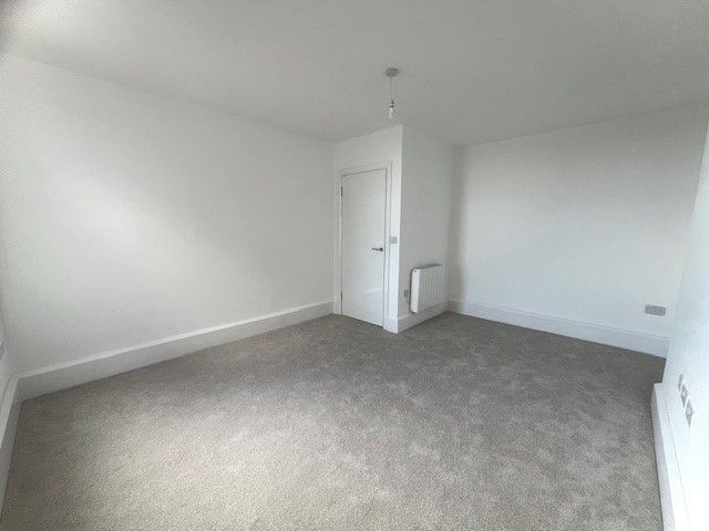 Property photo 2 of 5 Living Room