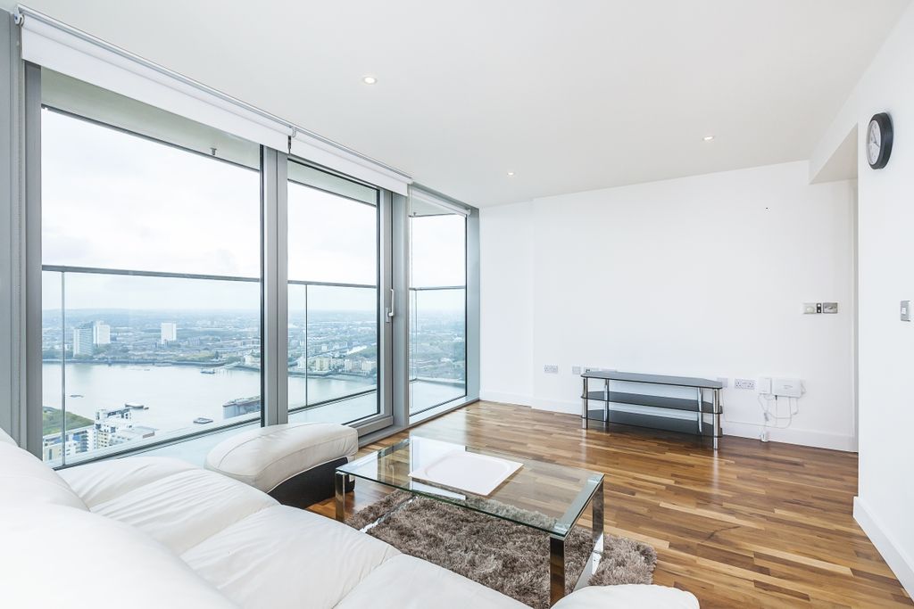 Property photo 2 of 12 4005-Landmark-Eas...