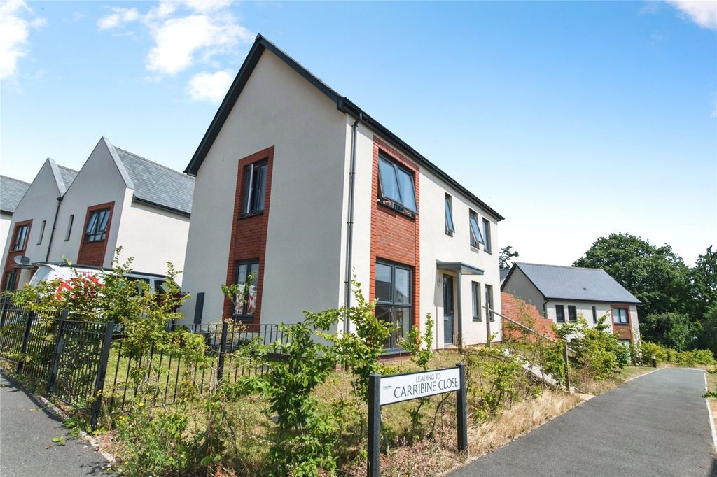 Property photo 2 of 37 Picture No. 03
