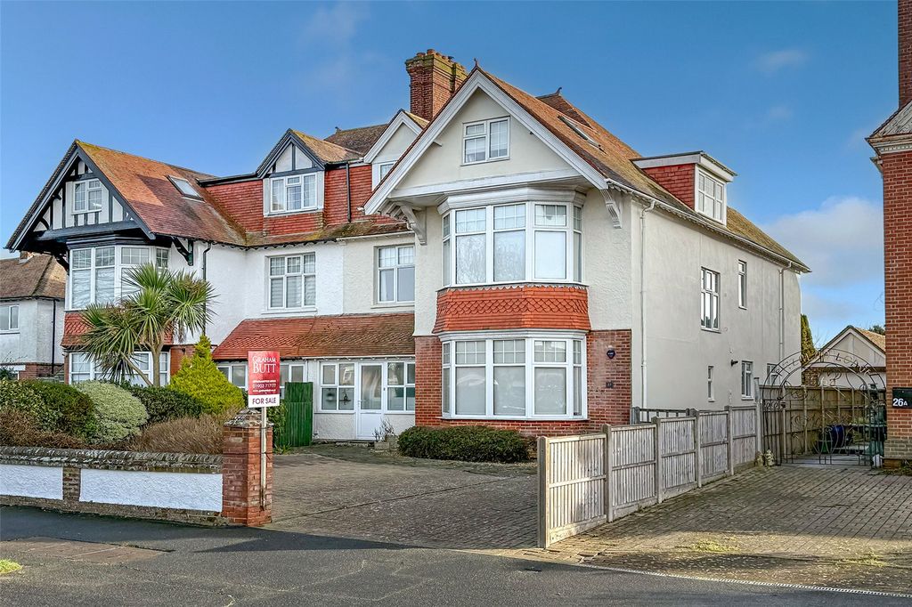 Property photo 1 of 26 Picture No. 35
