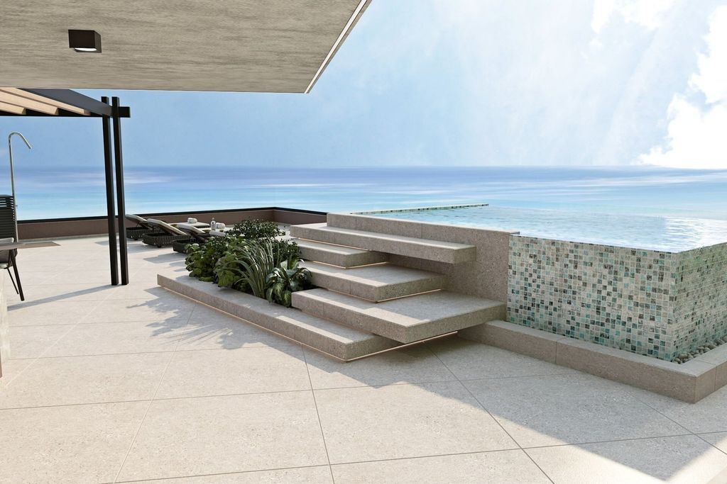 Property photo 1 of 32 Luxury Penthouse With Private Pool And Stunning View Over Funchal Bay