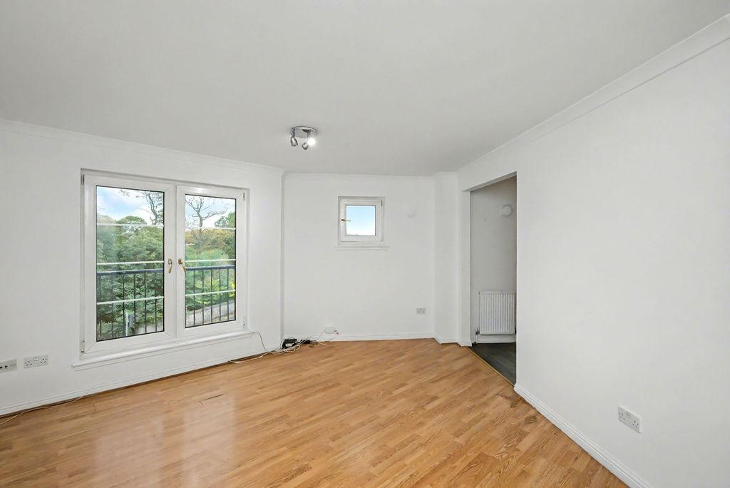 Property photo 2 of 12 Property Image 2