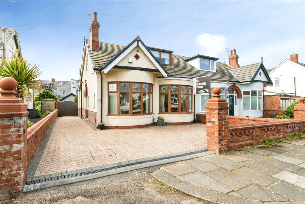 Property photo 1 of 20 Picture No. 21