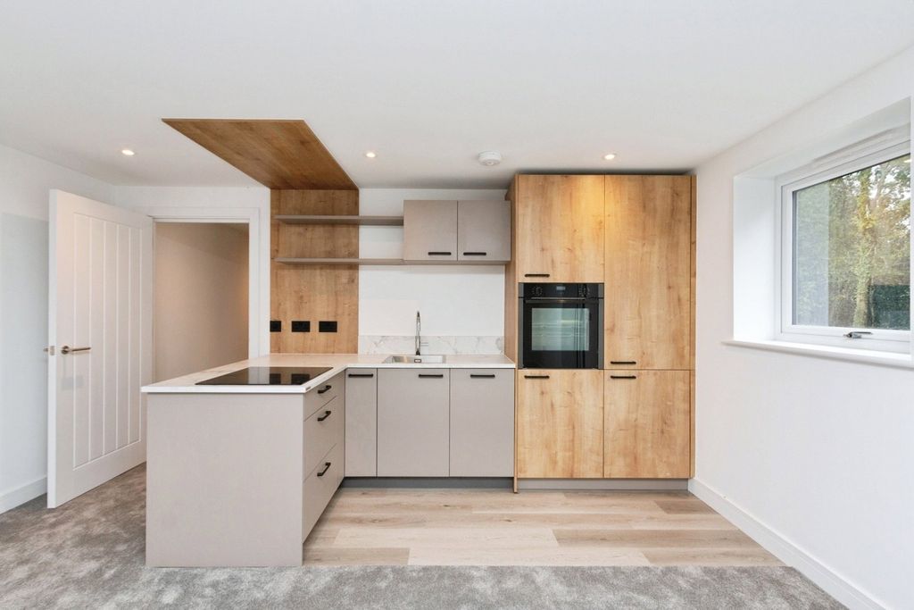 Property photo 2 of 7 Picture No. 09