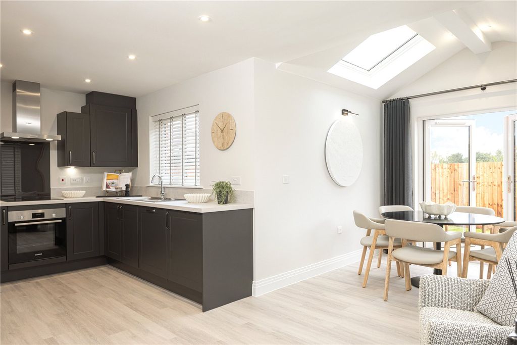 Property photo 2 of 12 Picture No. 05