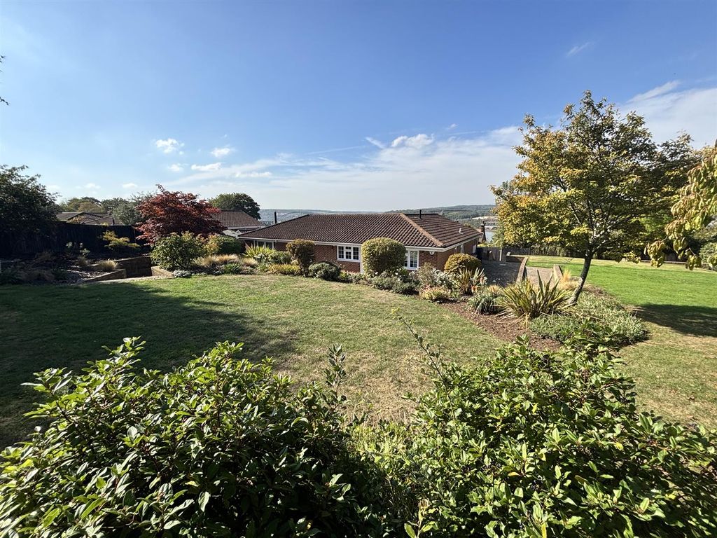 Property photo 2 of 34 Substantial Plot