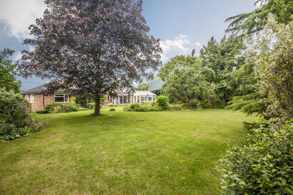 Property photo 2 of 13