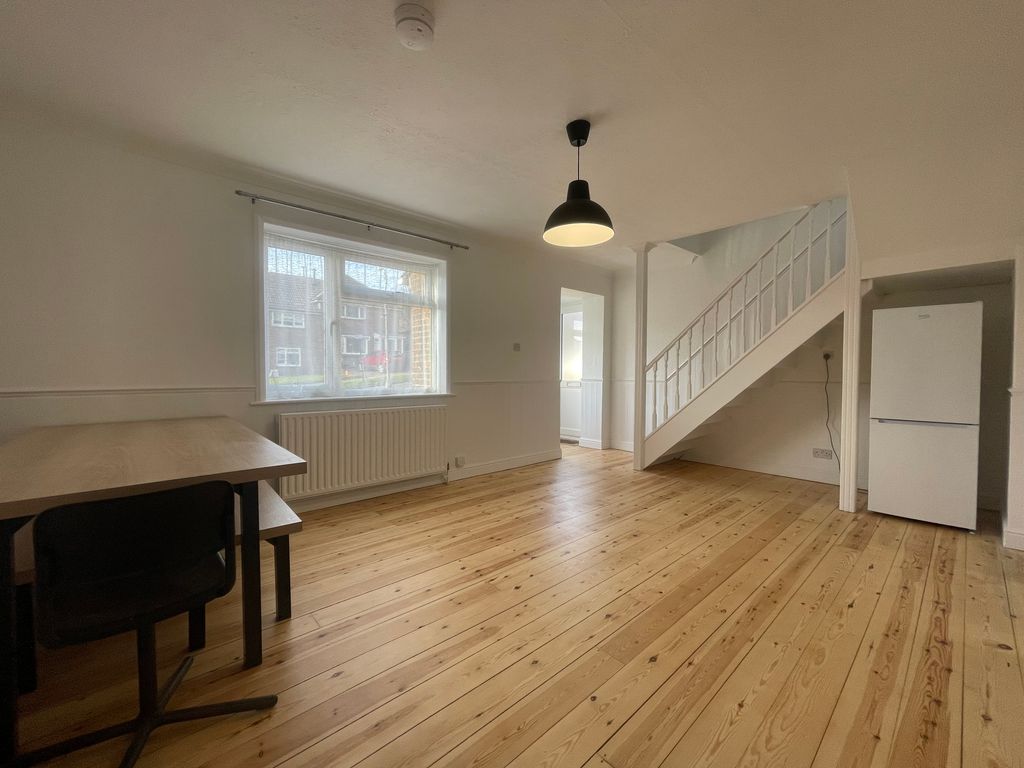 Property photo 1 of 29 Living Room