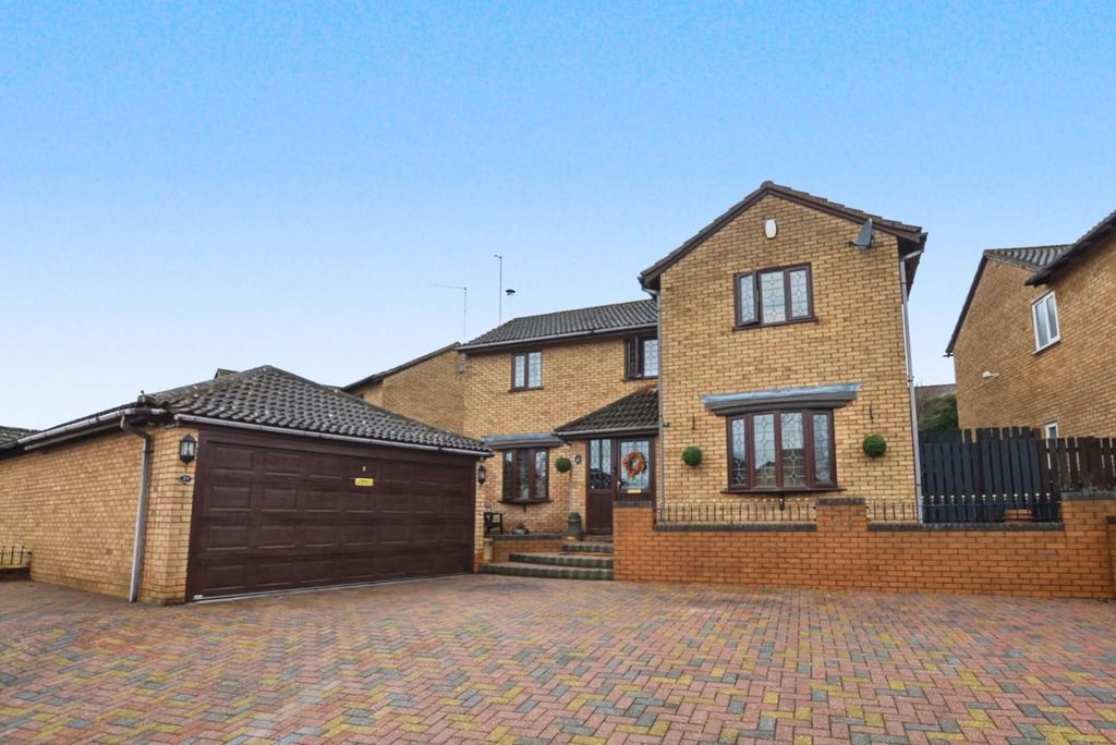 Property photo 1 of 28 The Property