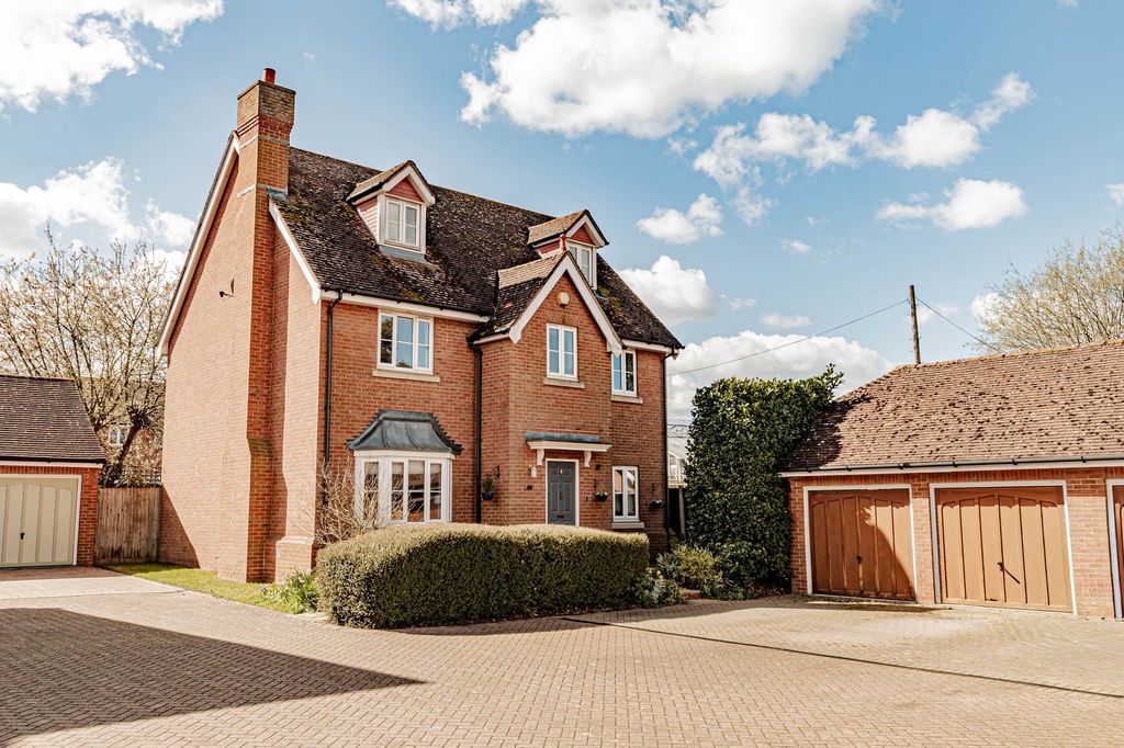 Property photo 1 of 39 Front (1)