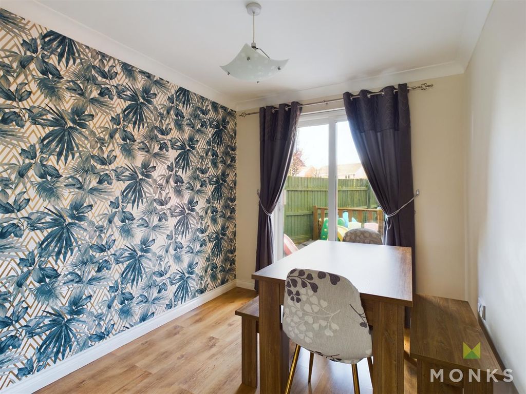 Property photo 3 of 13 Cam01420G0-Pr0265-Still008.Jpg