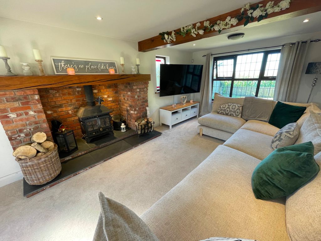 Property photo 3 of 23