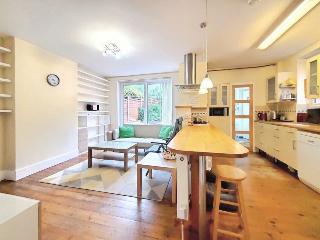 Property photo 2 of 24 Pbox-Img.Jpg